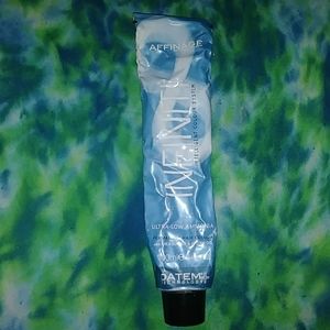 Permanent Infinity salon style dark chocolate colored hair dye